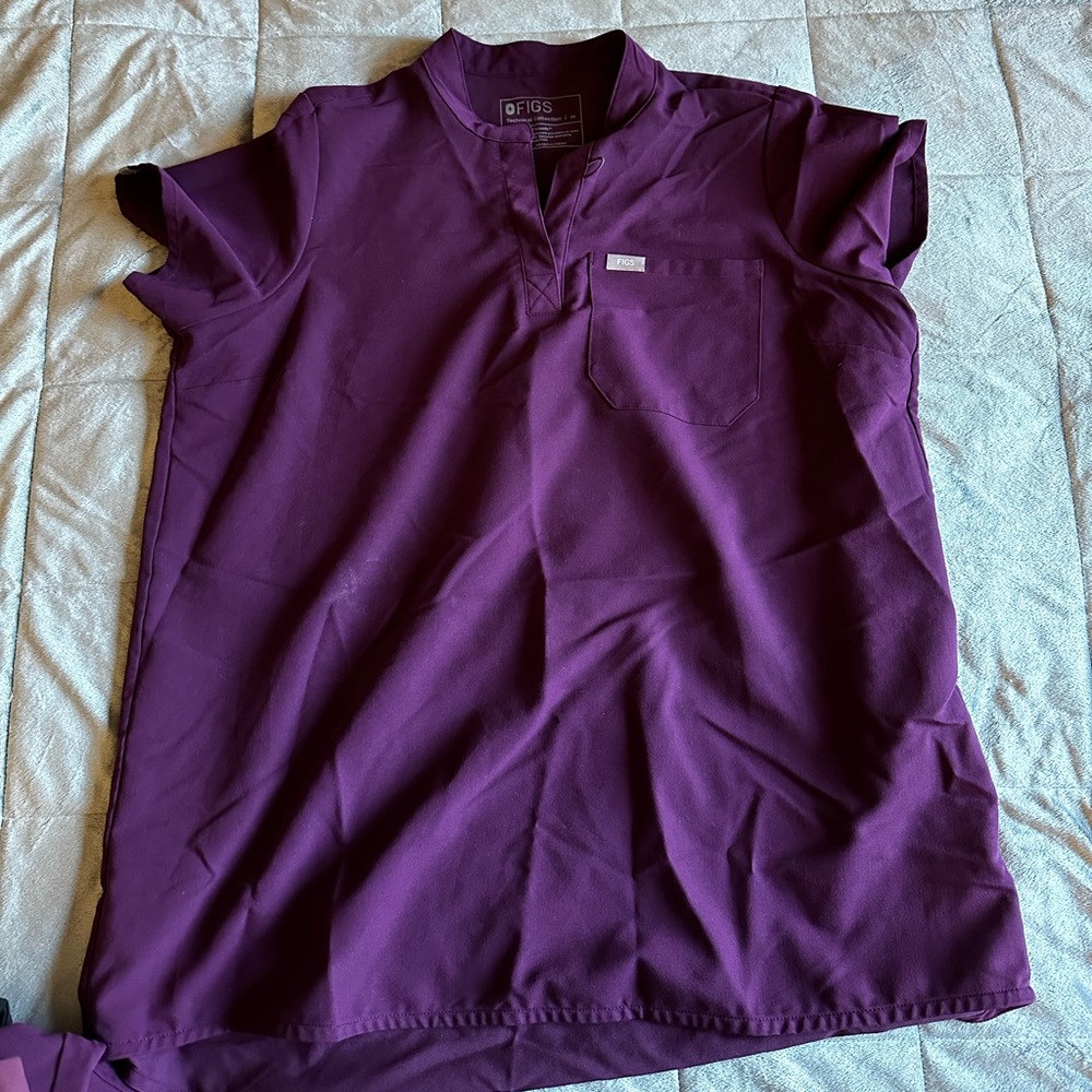 Figs Maternity Deep Purple Technical Collection Top